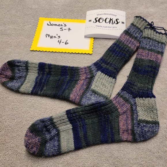 Hand knitted socks: assorted sizes: children, adults and large feet socks - Picture 11 of 16